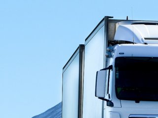 Ønsker at investere i vognmænd med specialtransport i hele Danmark.